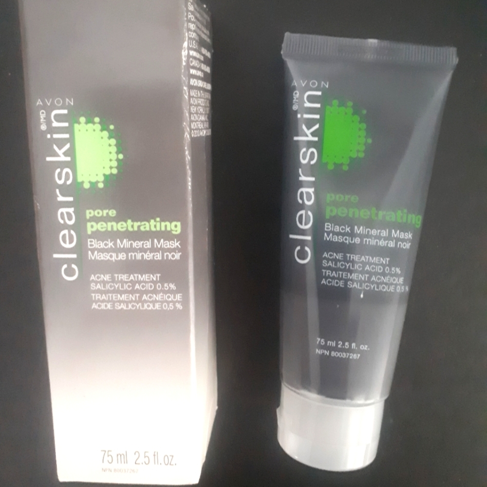 FREE with 20$ purchase - Pore penetrating Black mineral mask Avon Clearskin